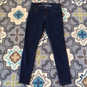 Old Navy women’s Rockstar jeans- size 6
